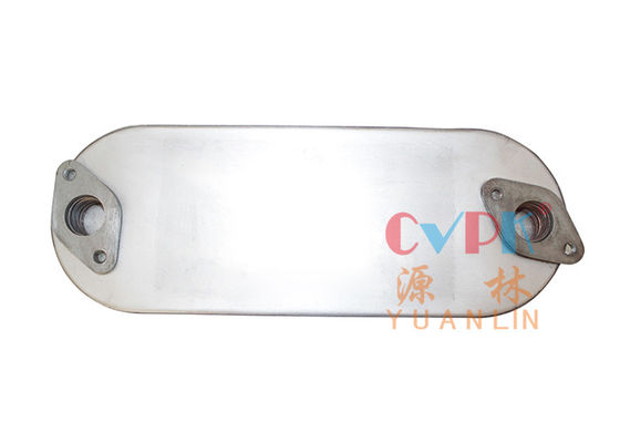 8-97334100-2 refroidisseur d'huile diesel d'exploitation de moteur 8-97334100-2 pour le moteur 4HK1T d'Isuzu