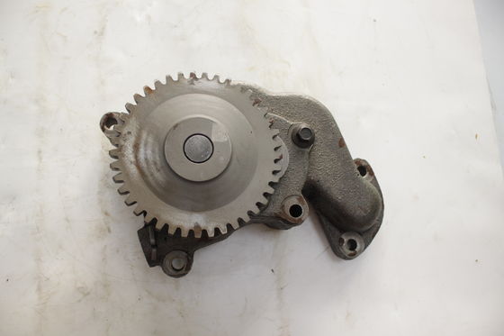6221-53-1100 pompe à huile diesel SAA6D108 de moteur de l'excavatrice 6221-53-1100 de KOMATSU